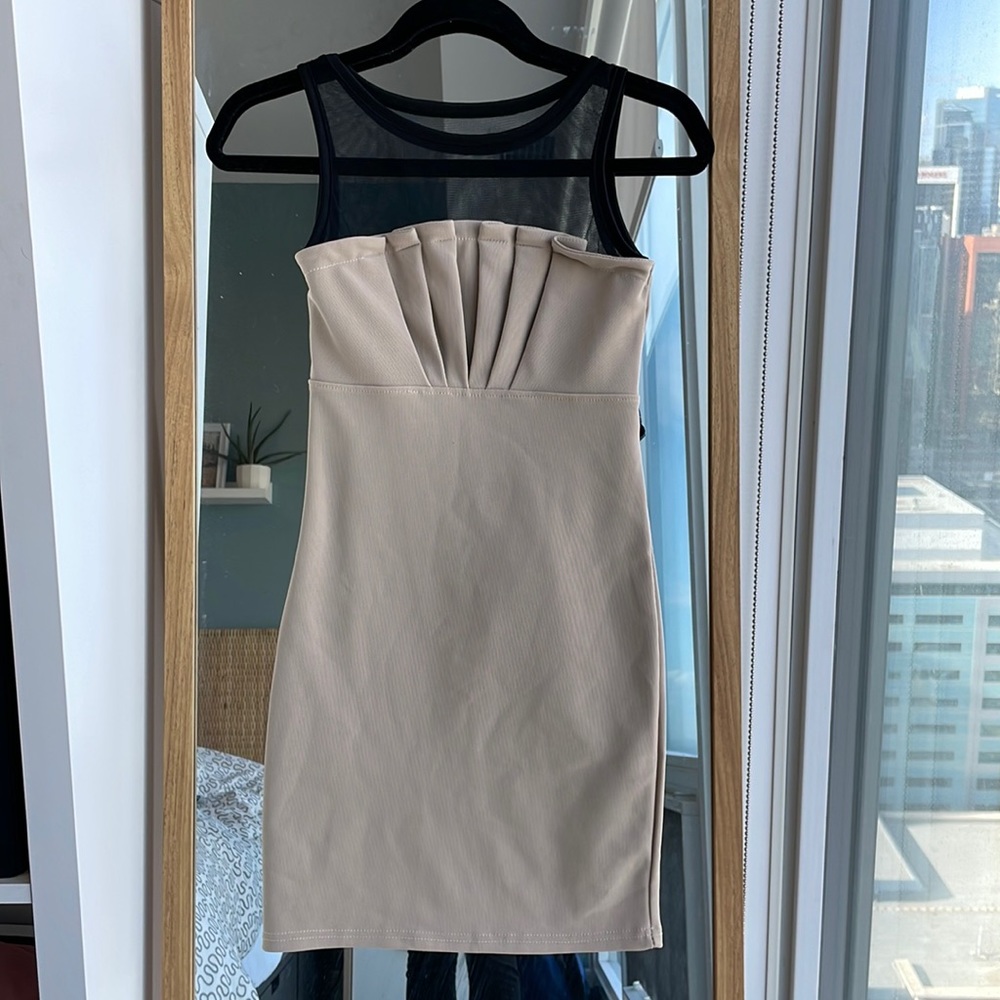 Fitted dress